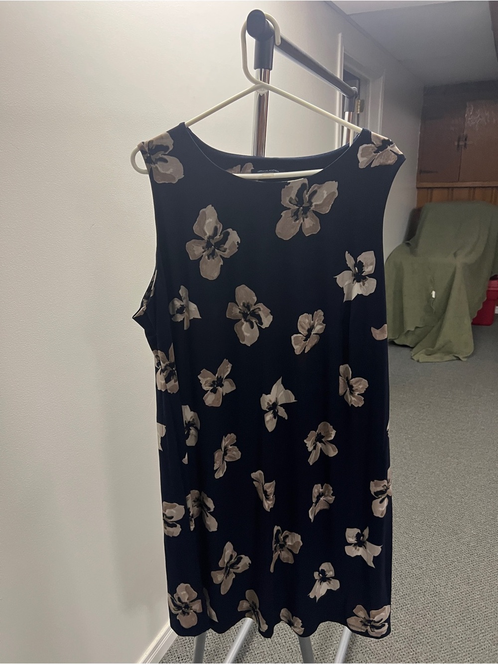 Tommy Hilfiger Sleeveless Dark Blue Floral Shift Dress - Size 18W